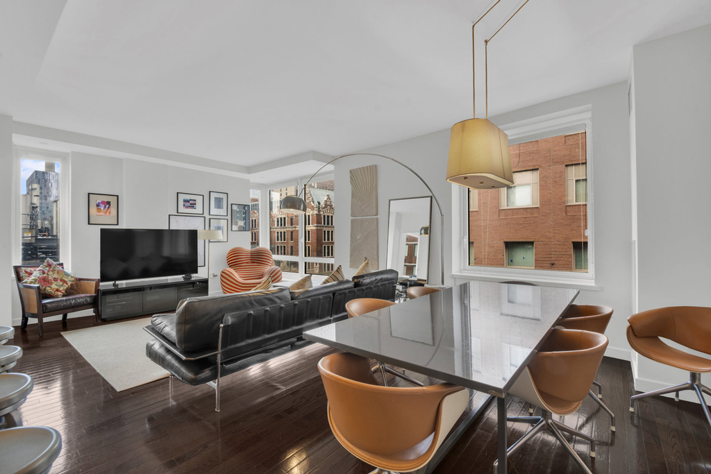 462 W 58th Street - Photo 0