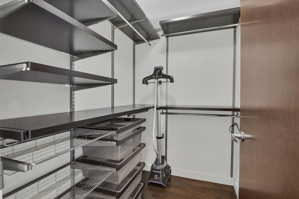 462 W 58th Street - Photo 13