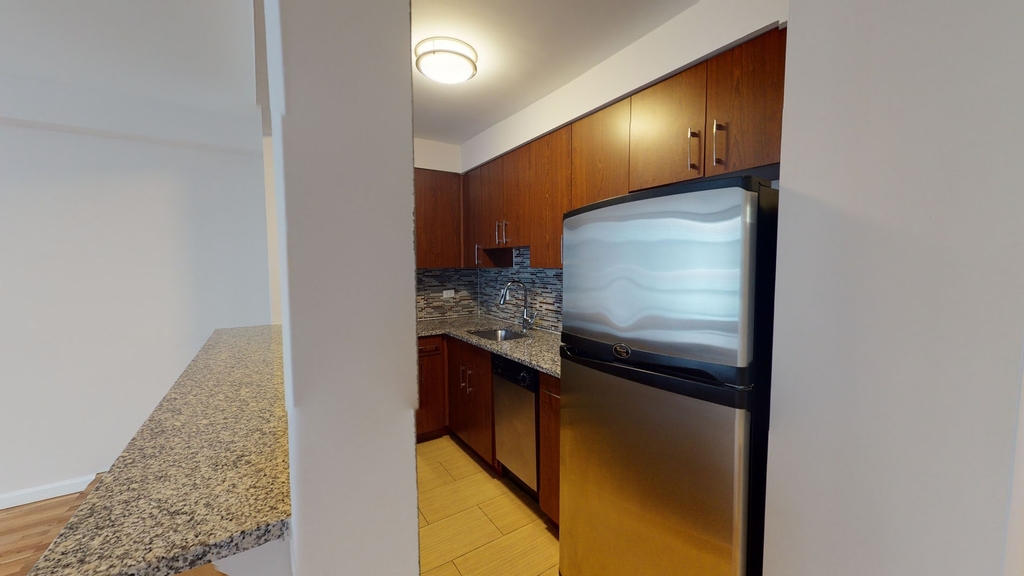 120 W. 21st - Photo 1