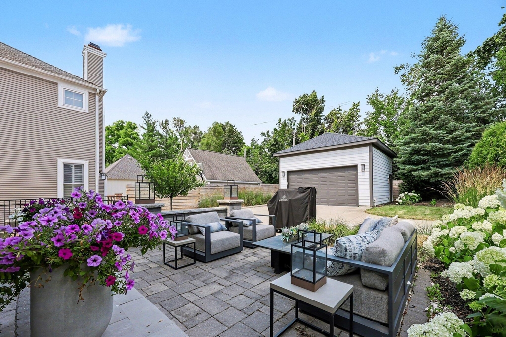 484 Park Street - Photo 6