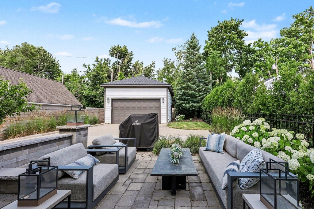 484 Park Street - Photo 103