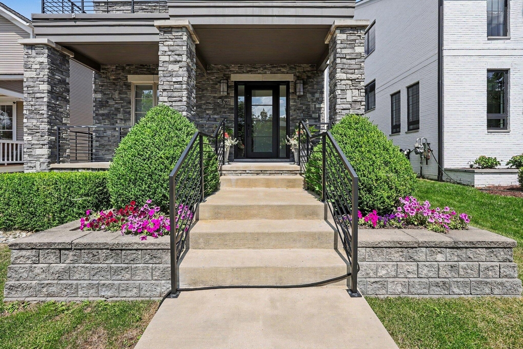 484 Park Street - Photo 3