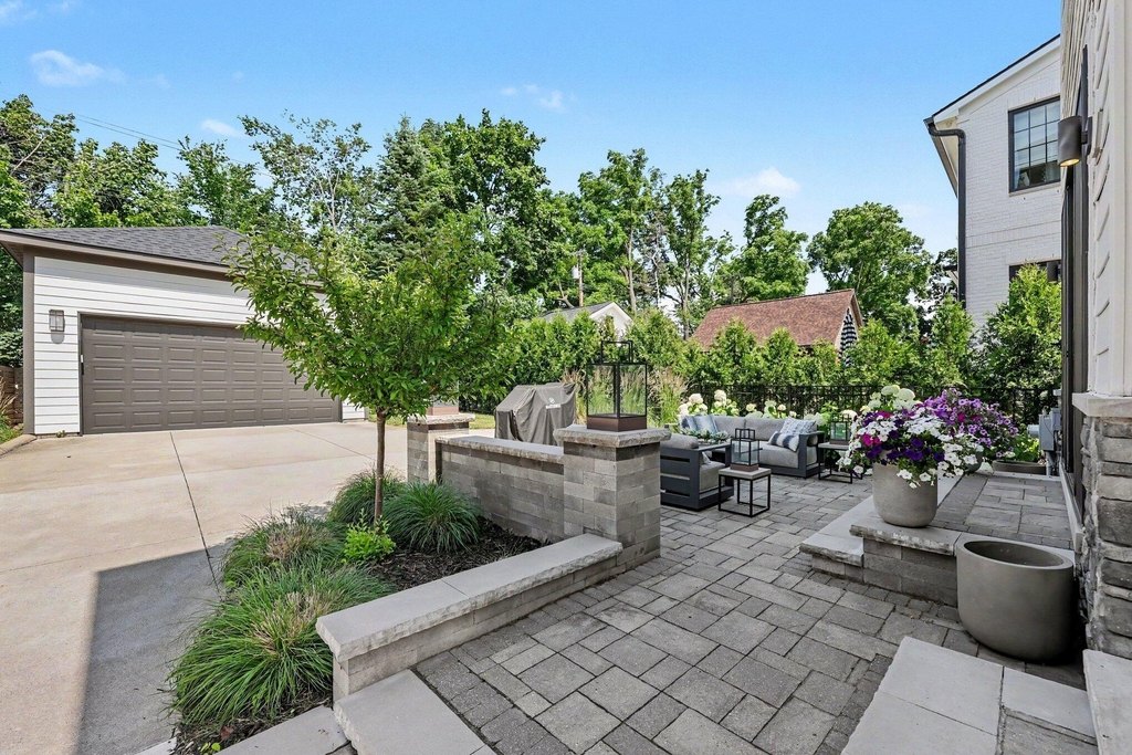484 Park Street - Photo 106