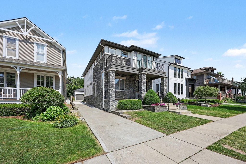 484 Park Street - Photo 88