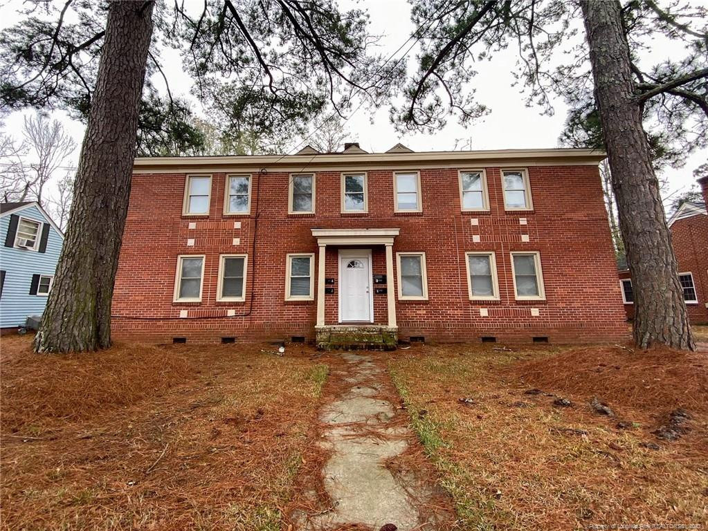210 E 16th Street - Photo 0