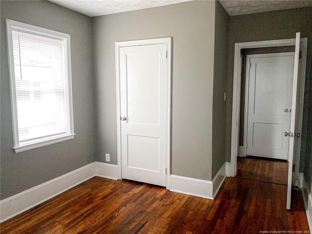 210 E 16th Street - Photo 7