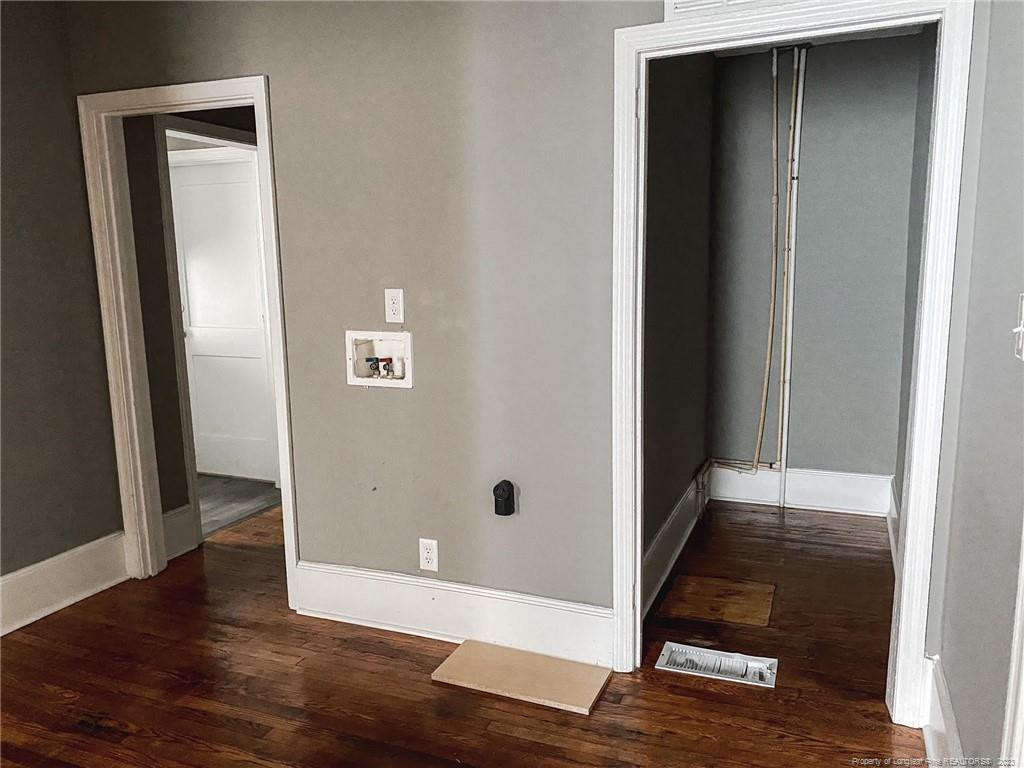 210 E 16th Street - Photo 11
