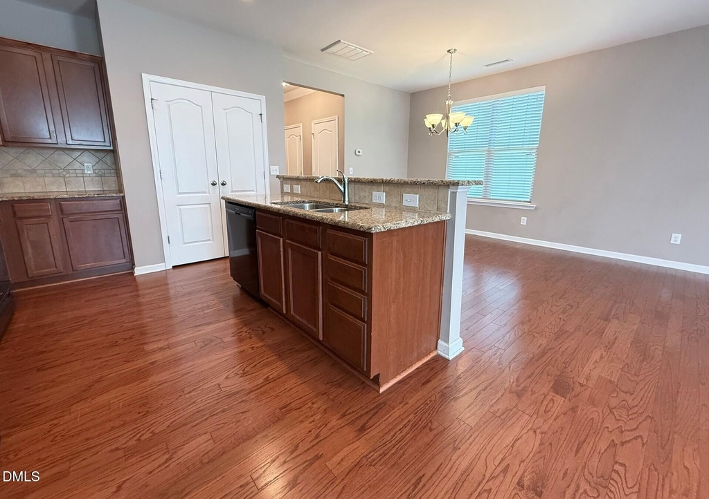 8258 Primanti Boulevard - Photo 6