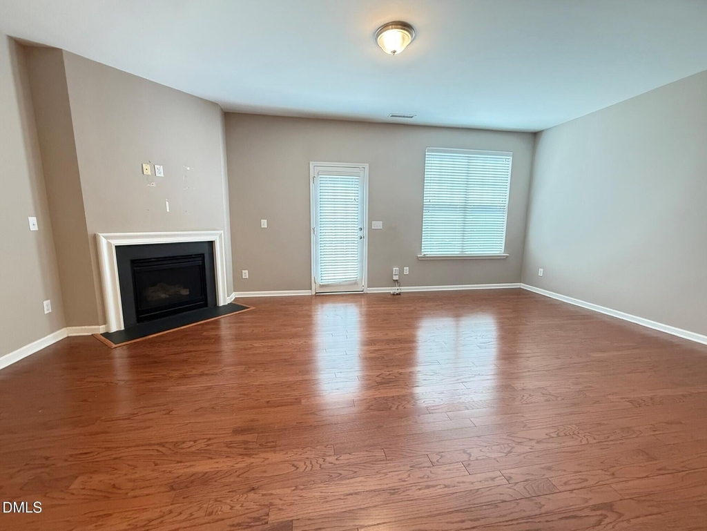 8258 Primanti Boulevard - Photo 7