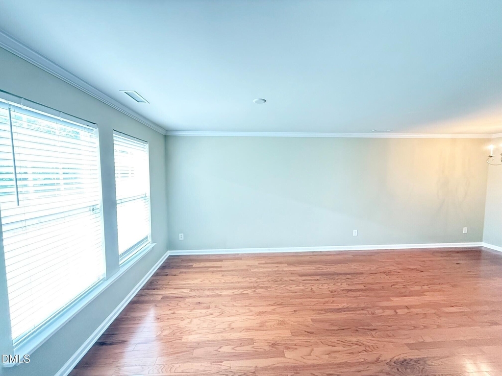 9911 Cleaver Court - Photo 3