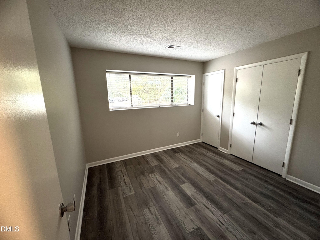 533 Pine Ridge Place - Photo 12
