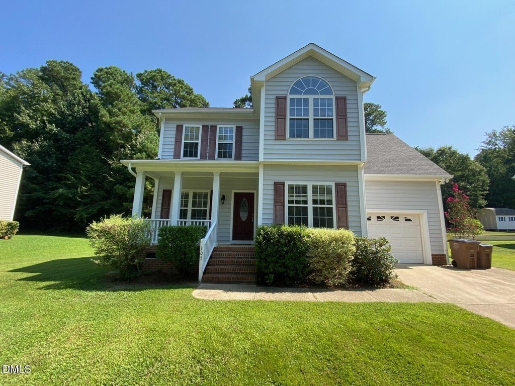 305 Amaryllis Way - Photo 0