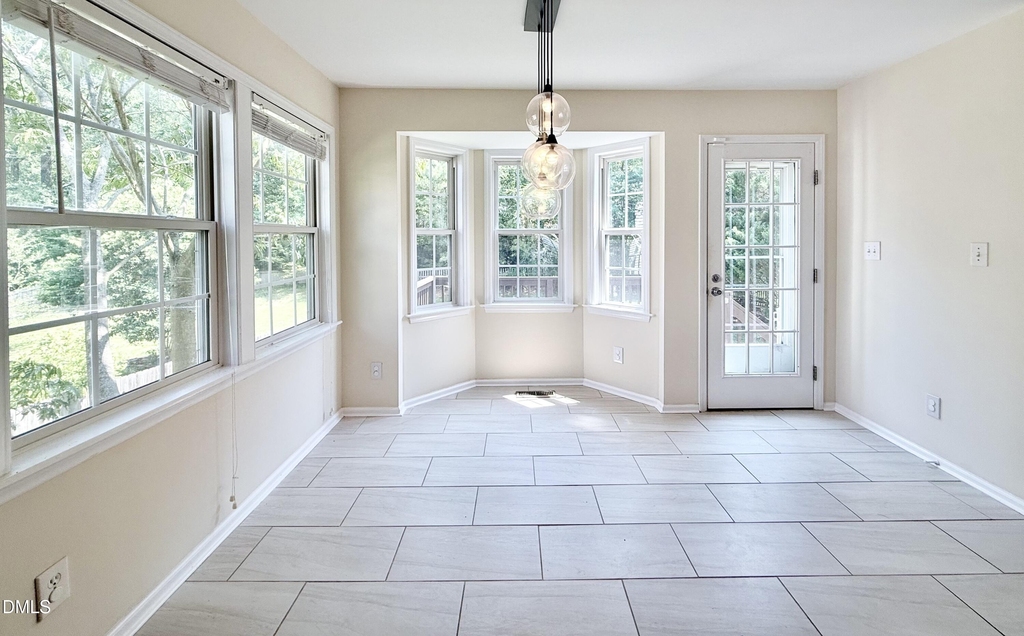 2729 E Shoreham Street - Photo 12