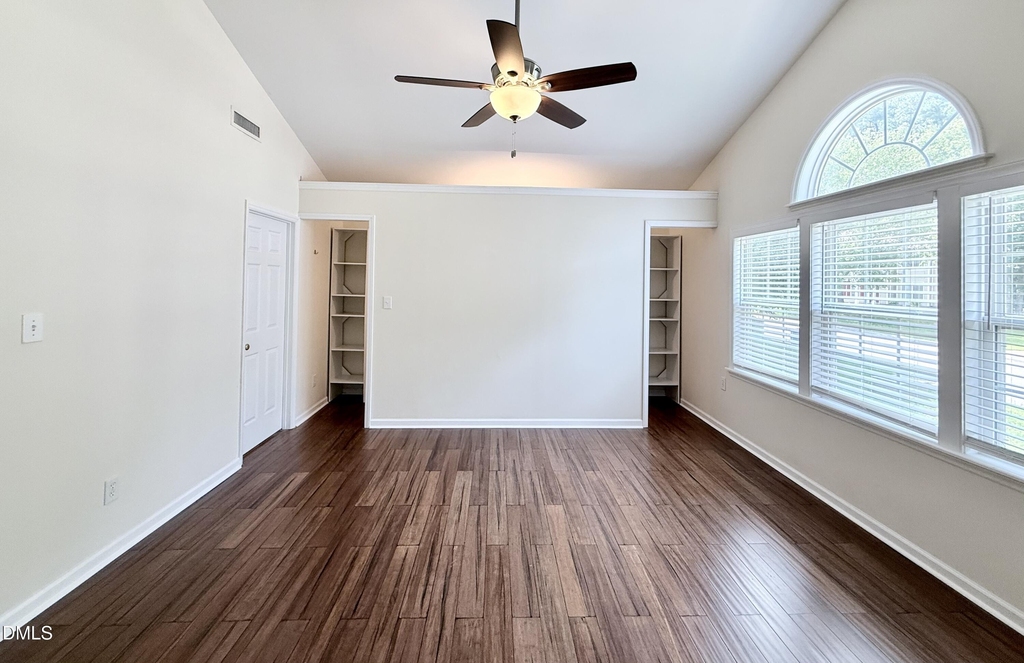 2729 E Shoreham Street - Photo 33
