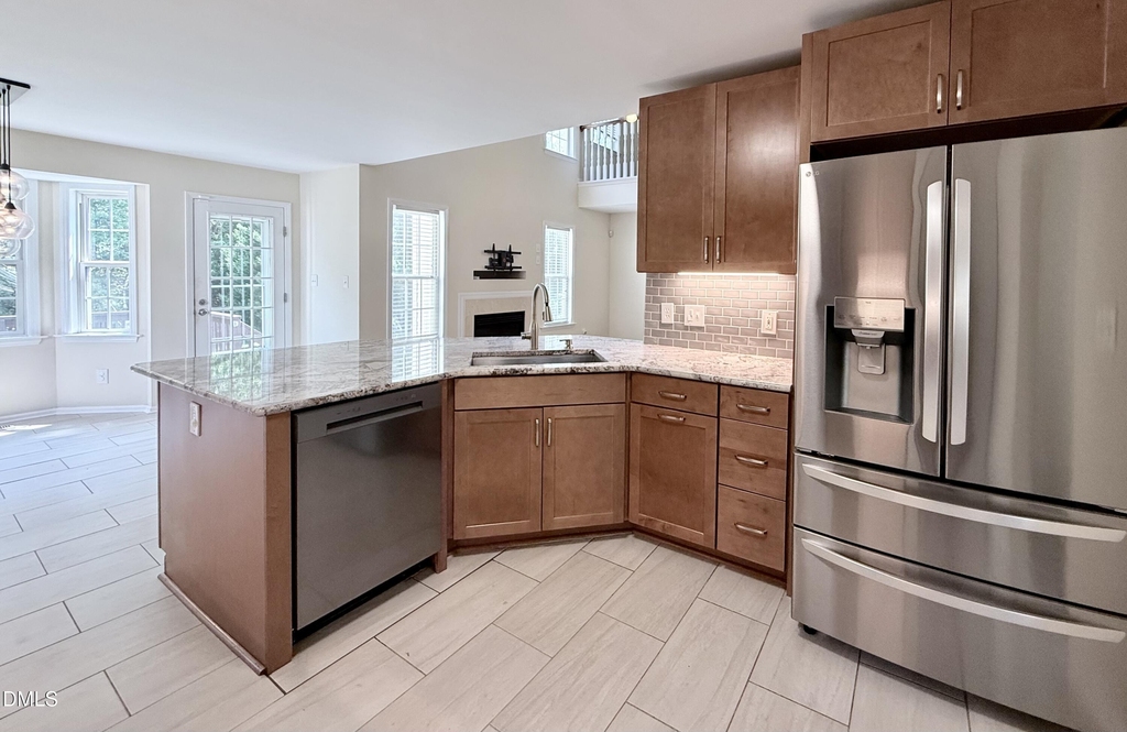 2729 E Shoreham Street - Photo 8