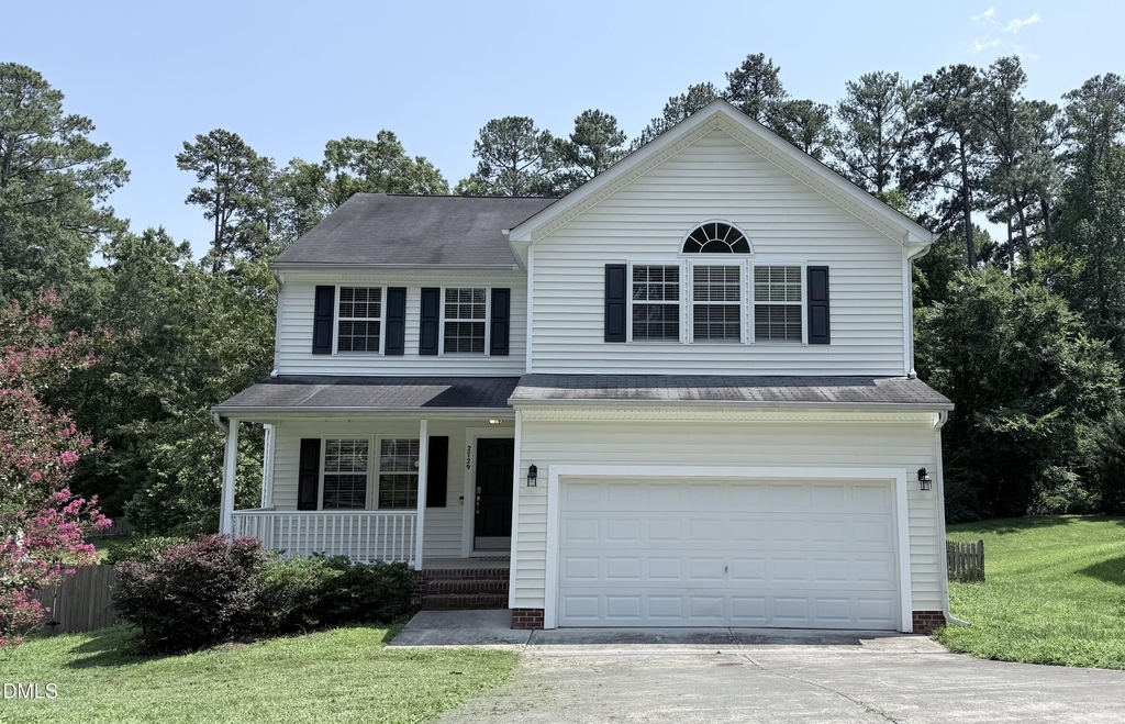 2729 E Shoreham Street - Photo 0