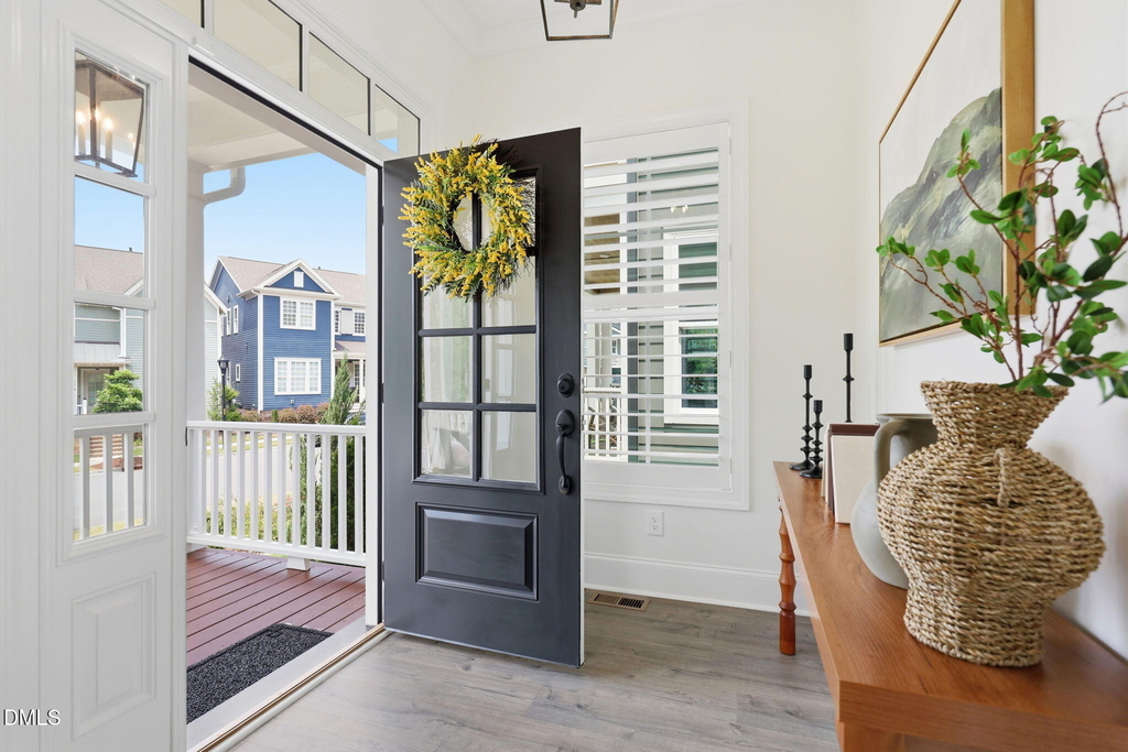 1017 Whistler Street - Photo 3