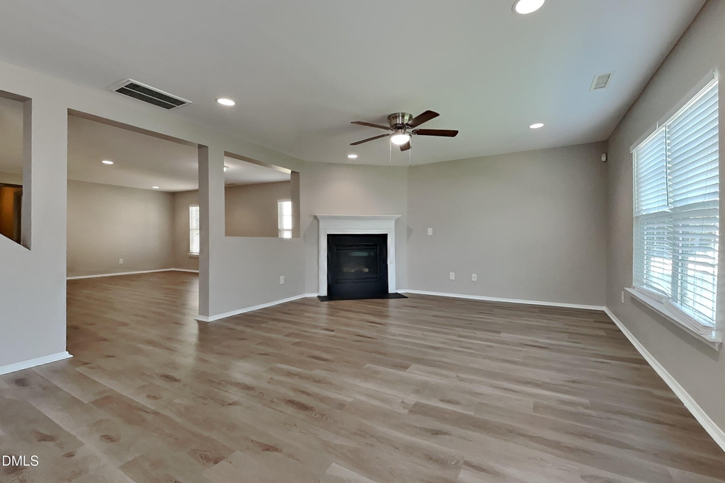 514 Kerriann Lane - Photo 3