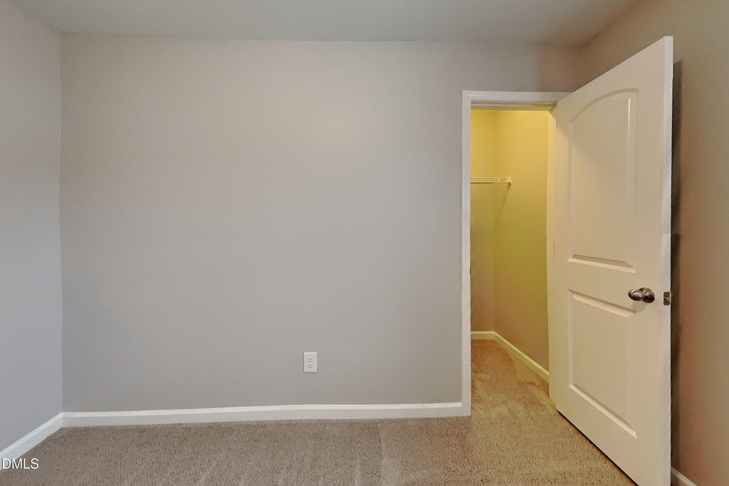 427 Randolph Drive - Photo 10