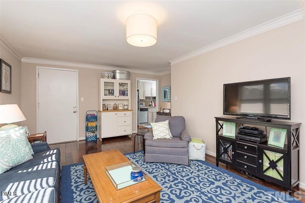 801 Daniels Street - Photo 1