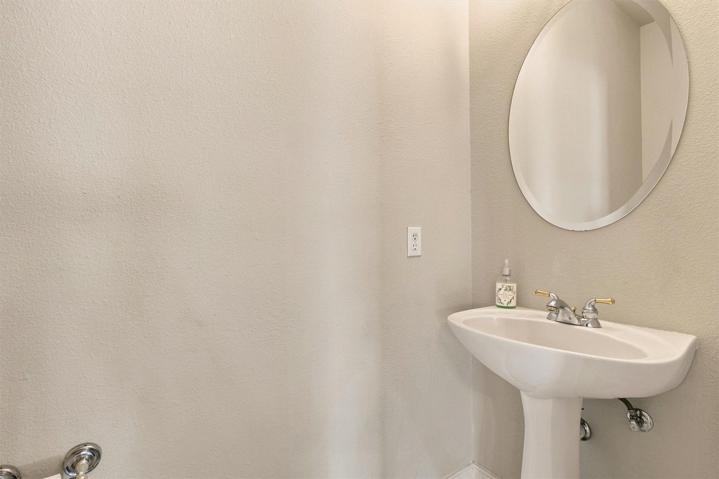 9729 Fm 775 - Photo 23
