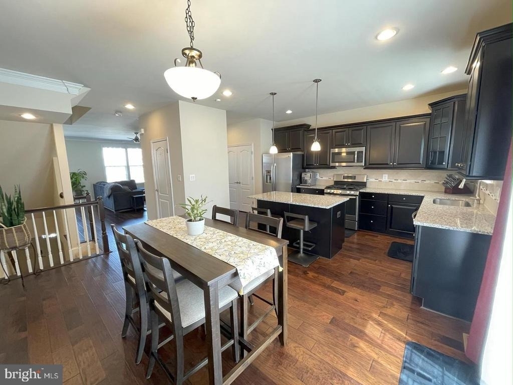 706 Bunker Lane - Photo 4