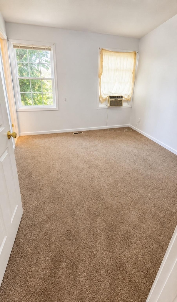 203 W Park Drive - Photo 3
