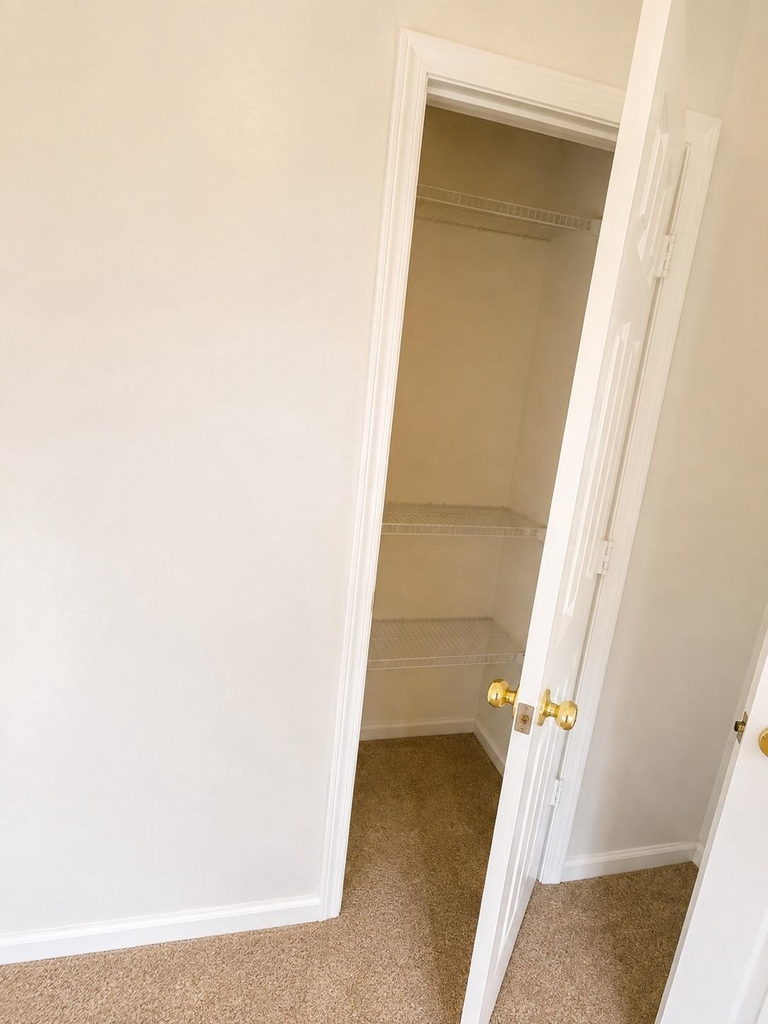 203 W Park Drive - Photo 12