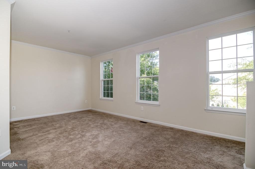 3401 Eagle Ridge Drive - Photo 5