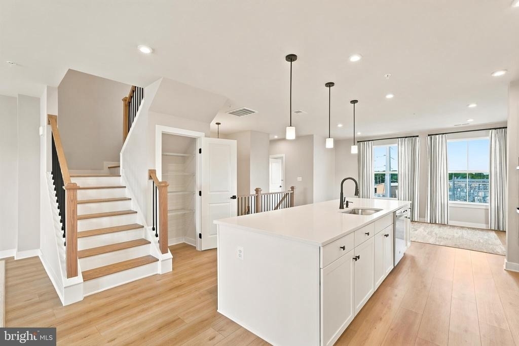8046 Williamson Boulevard Ne - Photo 15