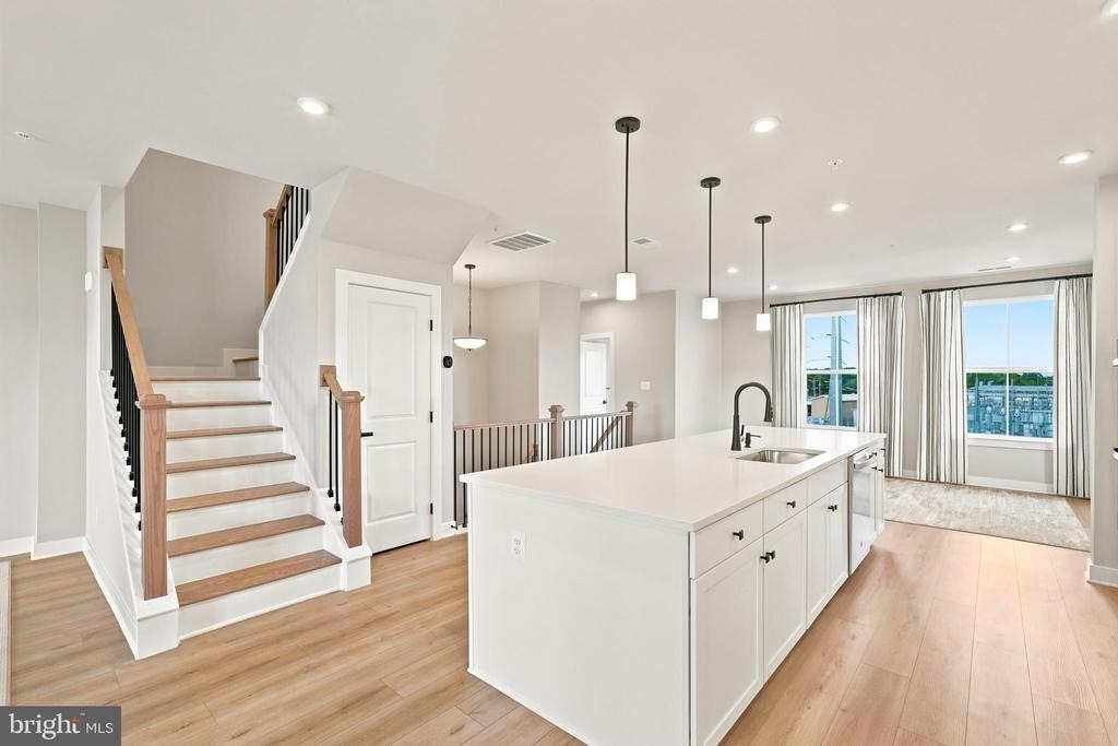 8046 Williamson Boulevard Ne - Photo 14