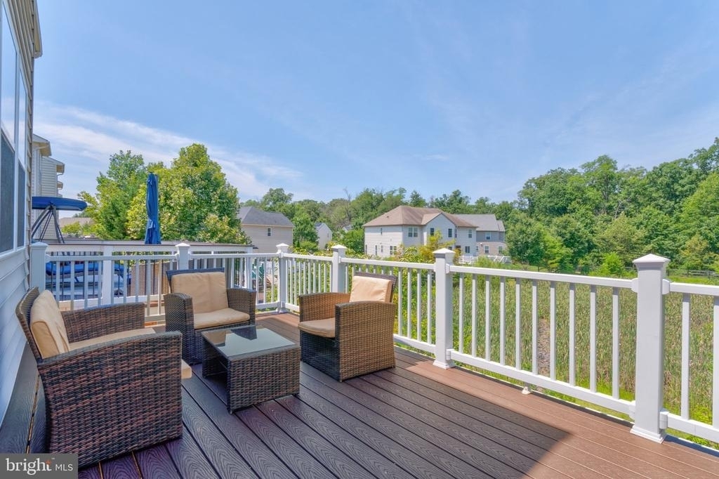 24837 Mason Dale Terrace - Photo 18