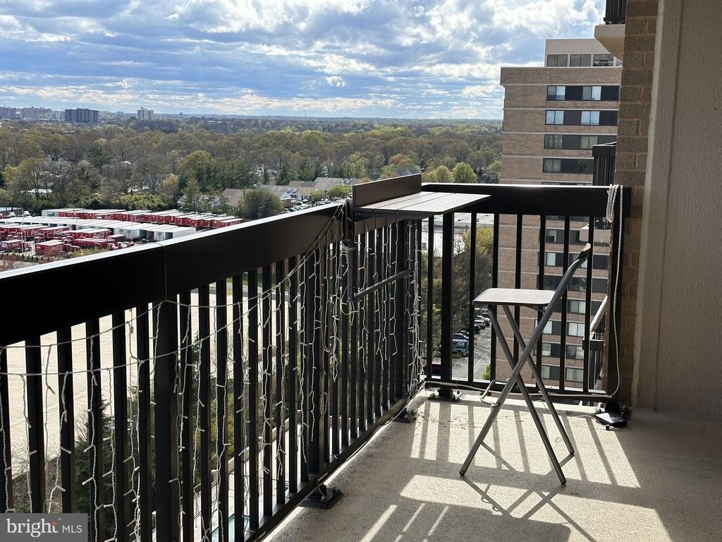 3709 S George Mason Drive - Photo 26