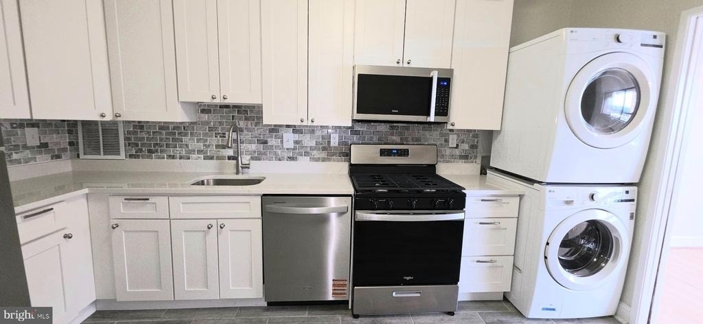 3705 S George Mason Drive - Photo 20