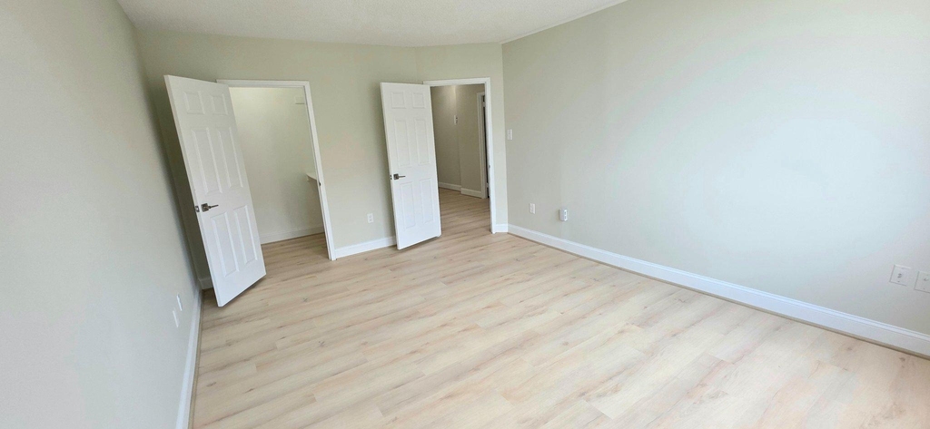 3705 S George Mason Drive - Photo 8
