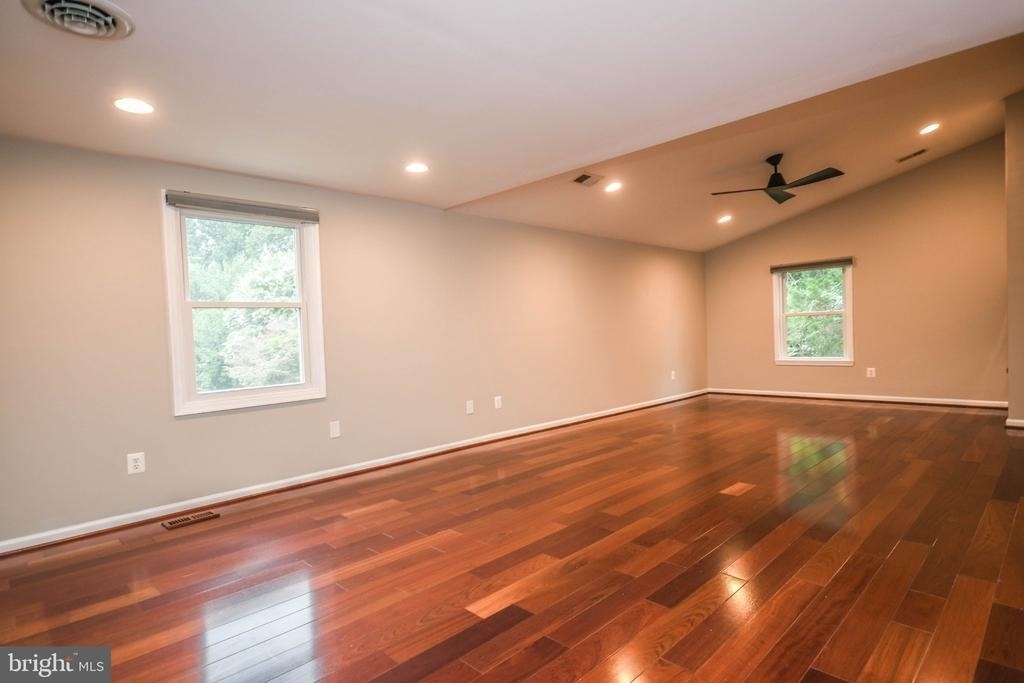 9627 Locust Hill Drive - Photo 24