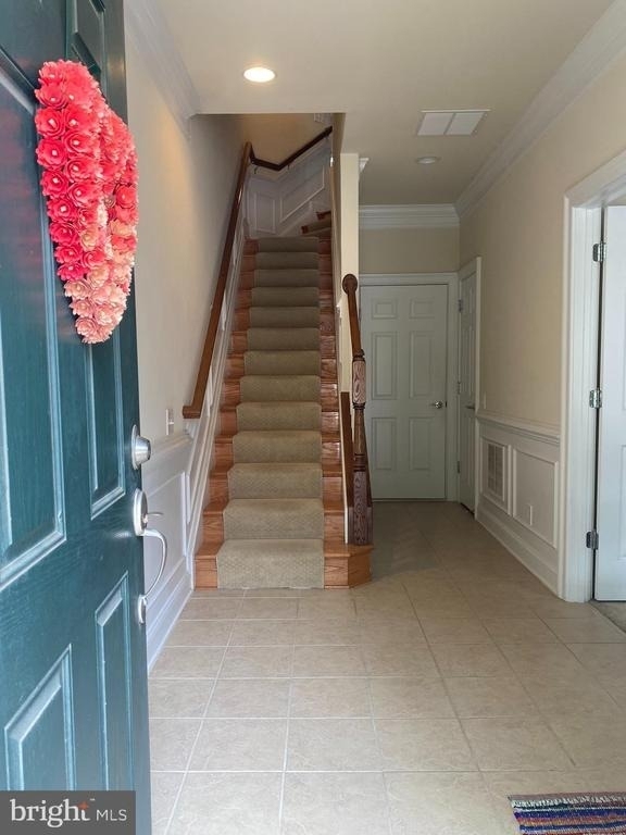 9532 Canonbury Square - Photo 1