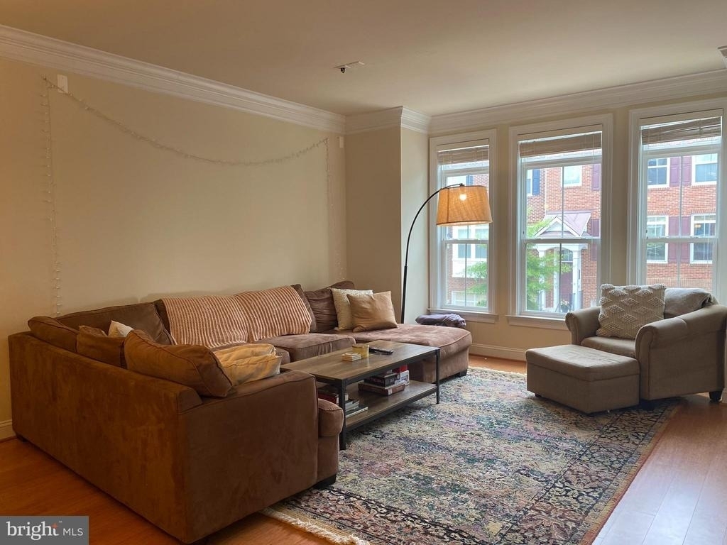 9532 Canonbury Square - Photo 20