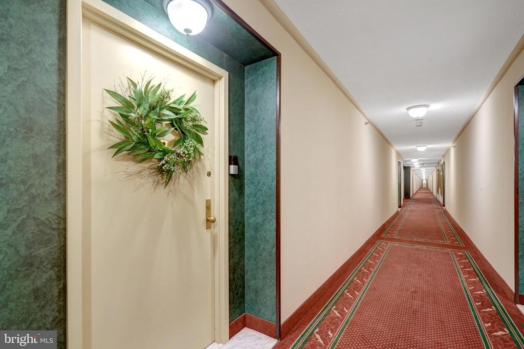 3709 S George Mason Drive - Photo 1