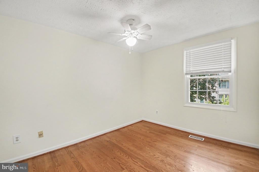 11510 Underoak Court - Photo 16