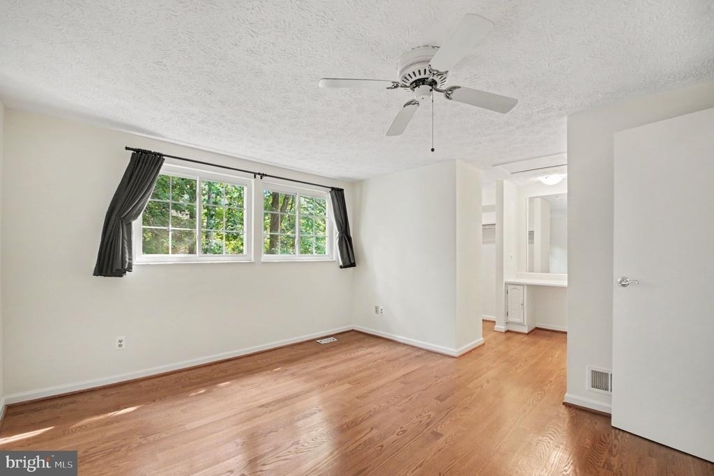 11510 Underoak Court - Photo 18