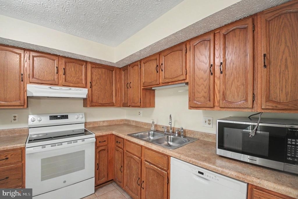 11510 Underoak Court - Photo 11