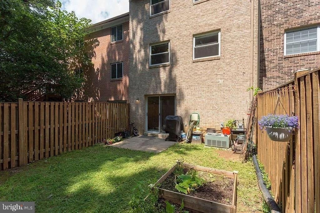 5861 Kara Place - Photo 36