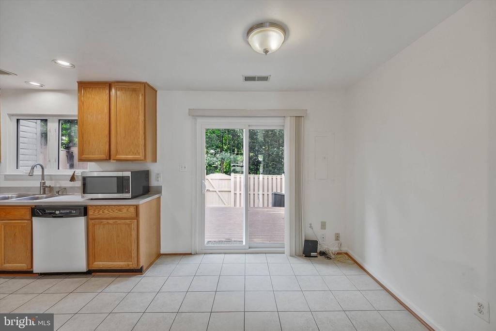 14844 Edman Circle - Photo 10