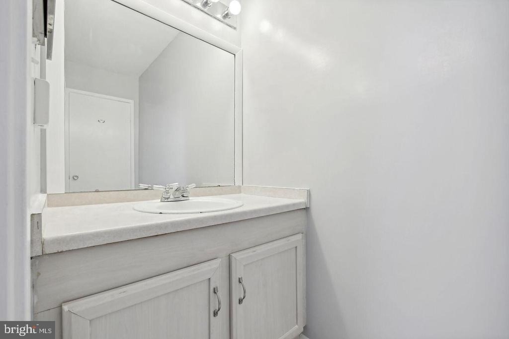 1635 Parkcrest Circle - Photo 17