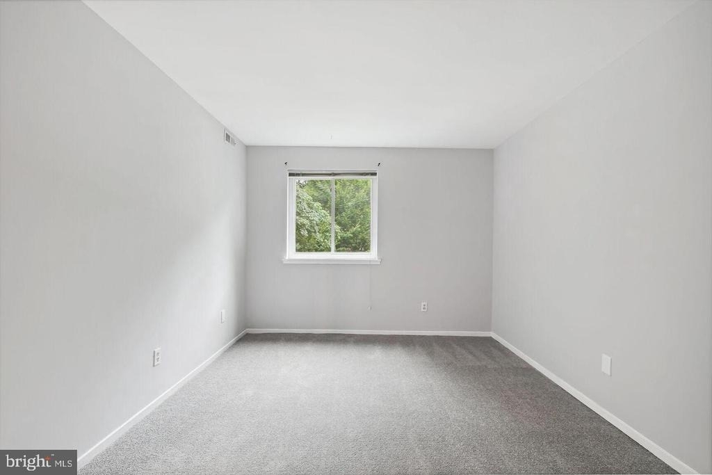 1635 Parkcrest Circle - Photo 18