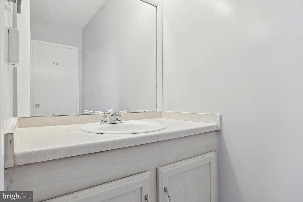 1635 Parkcrest Circle - Photo 16