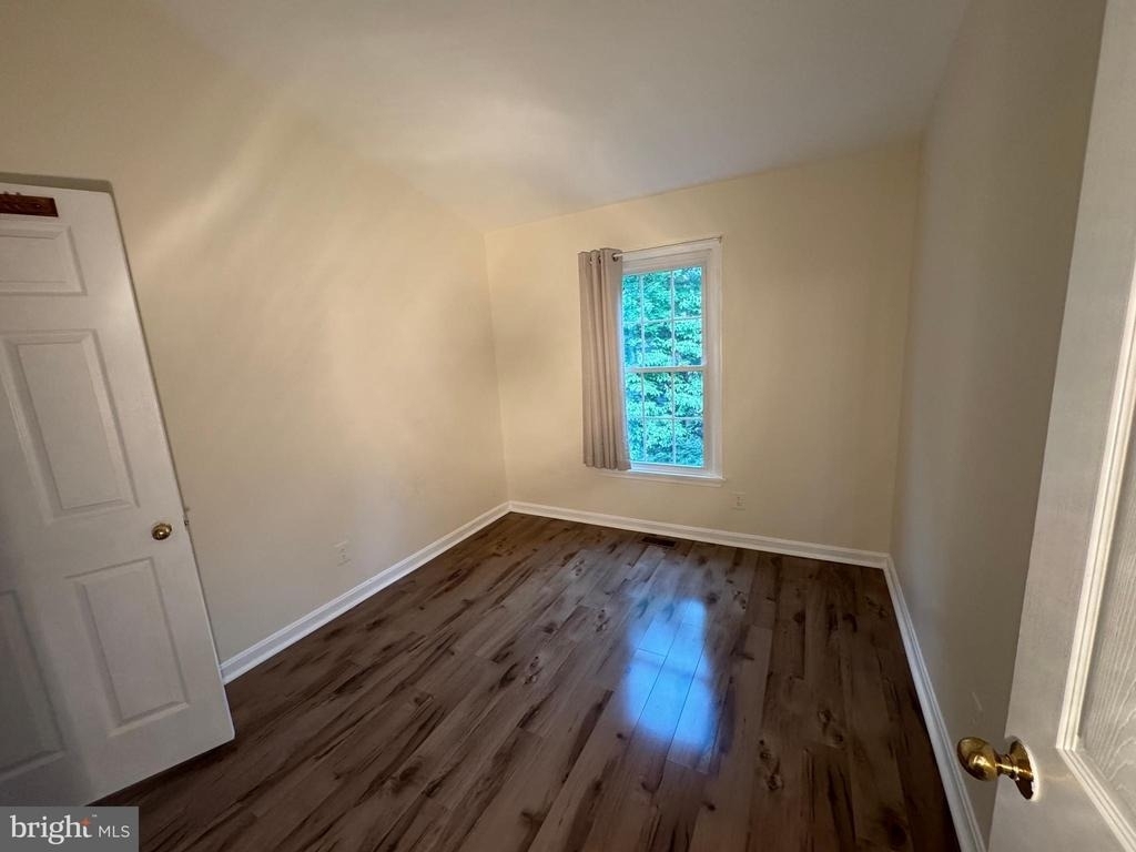 9685 Woodhenge Court - Photo 22