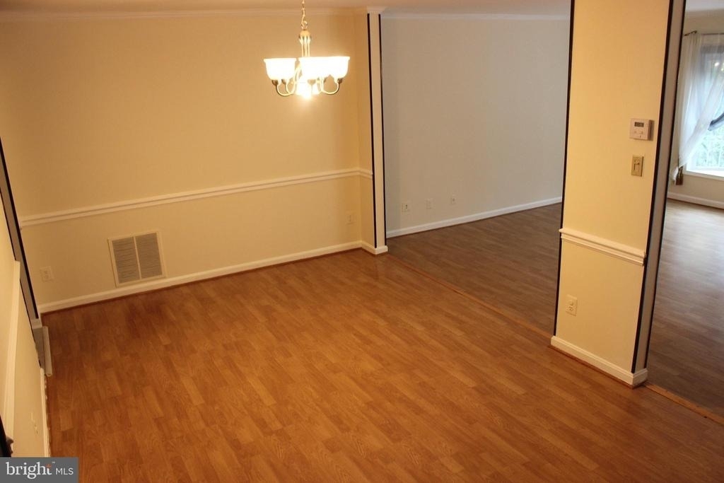 9685 Woodhenge Court - Photo 3