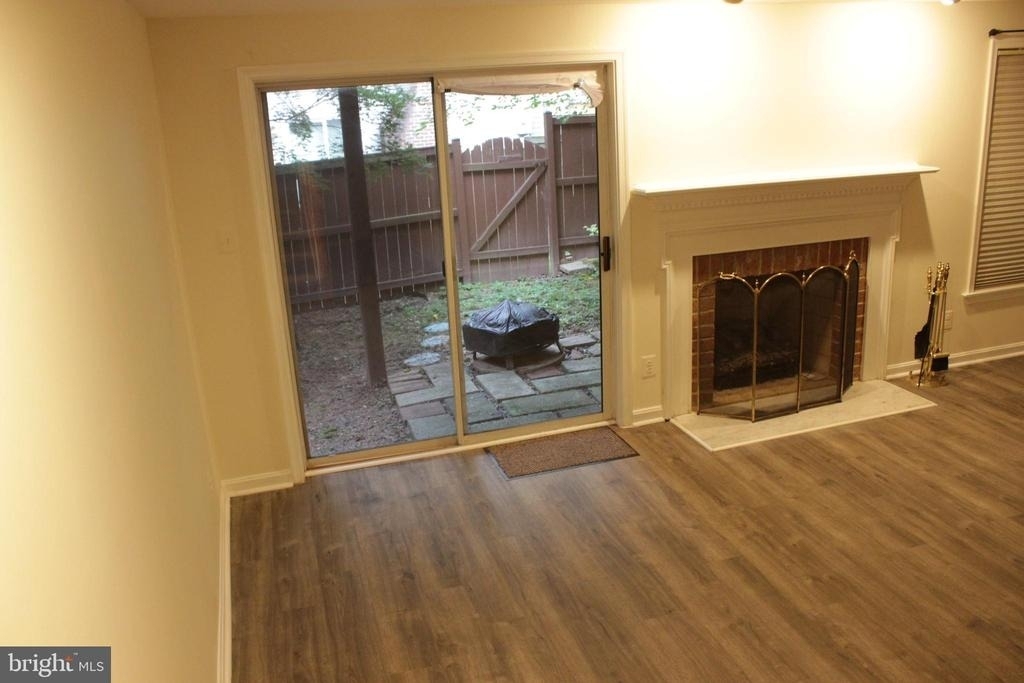 9685 Woodhenge Court - Photo 28